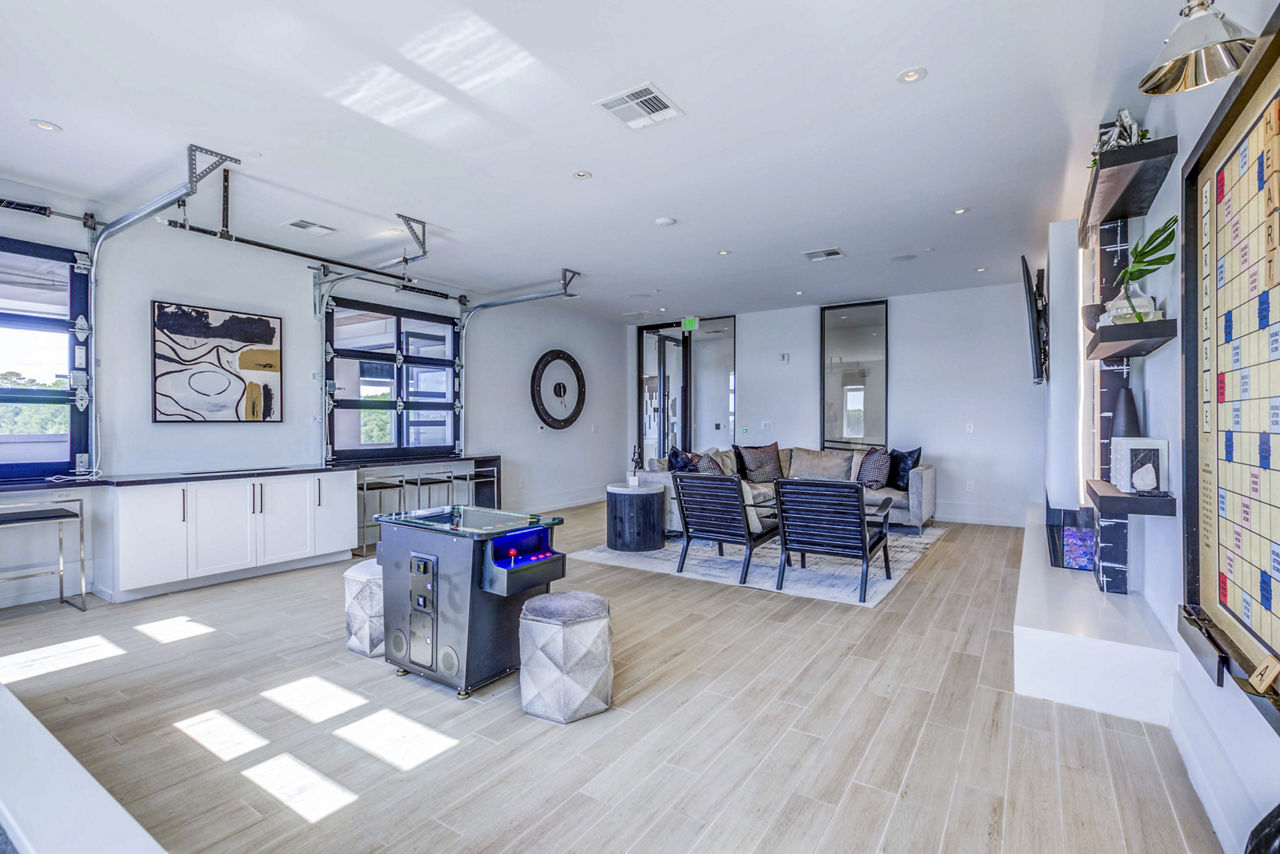 Candour House Apartments photo 4