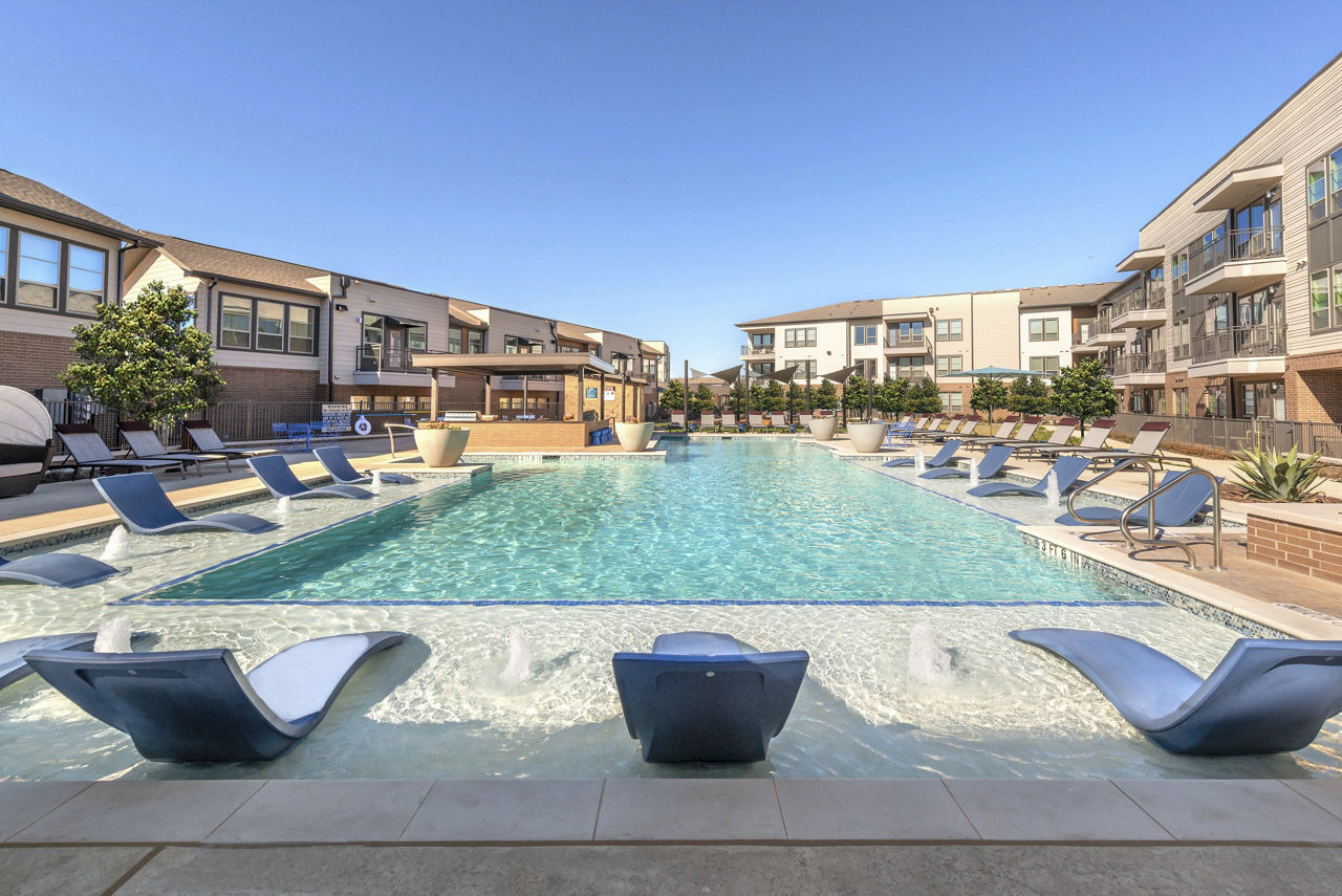 301 Flower Mound photo 3