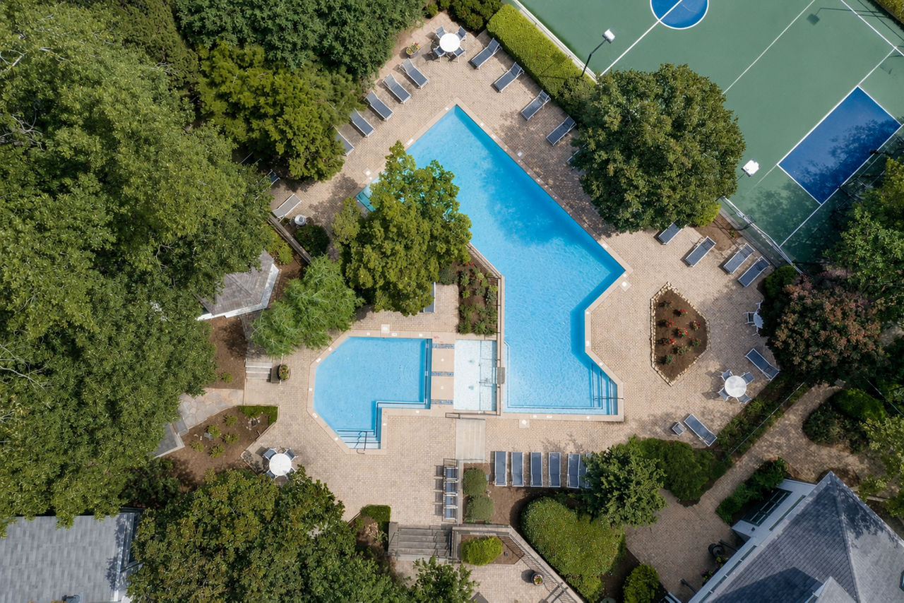 Avana Court photo 5