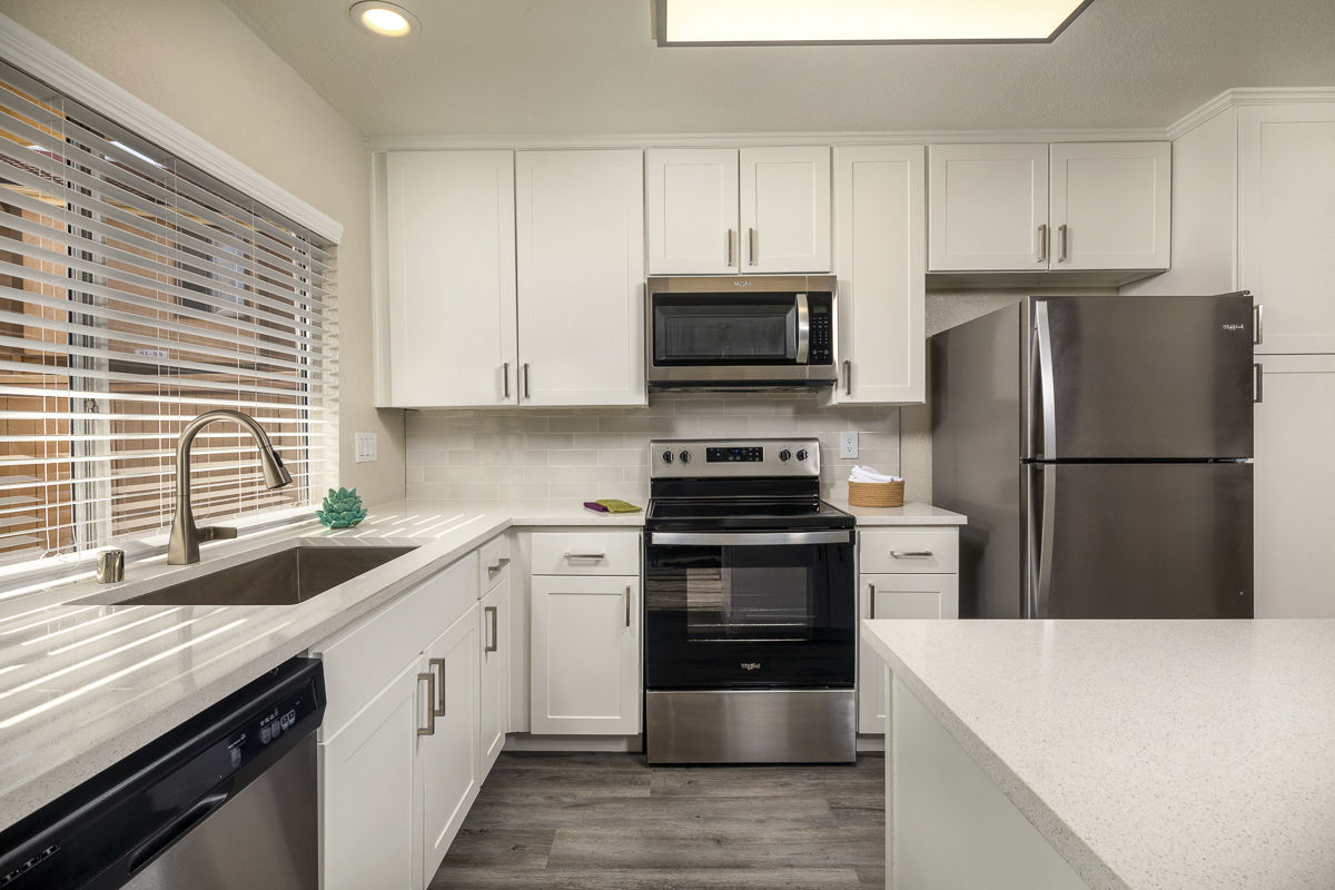 Stone Arbor Apartments photo 3