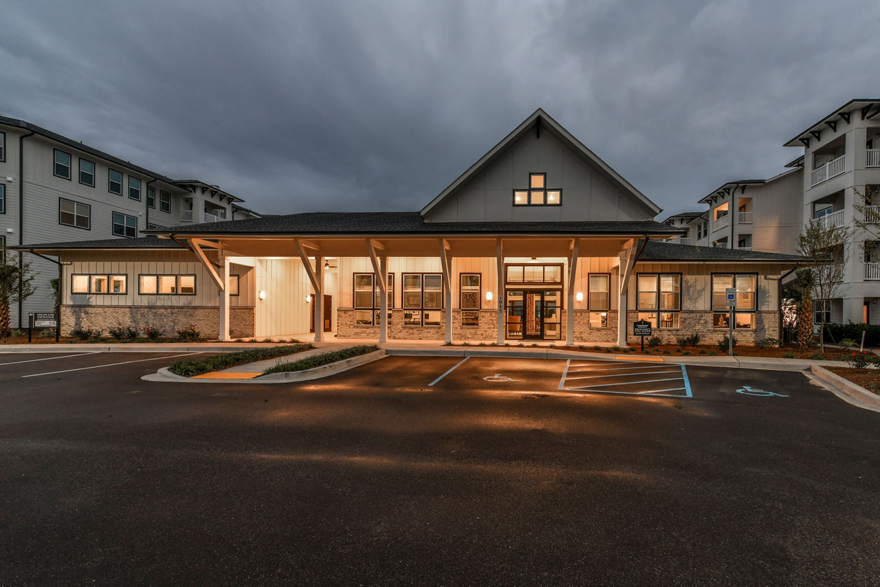 The Burke Apartments photo 2