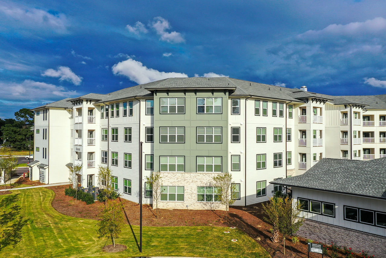 The Burke Apartments photo 4