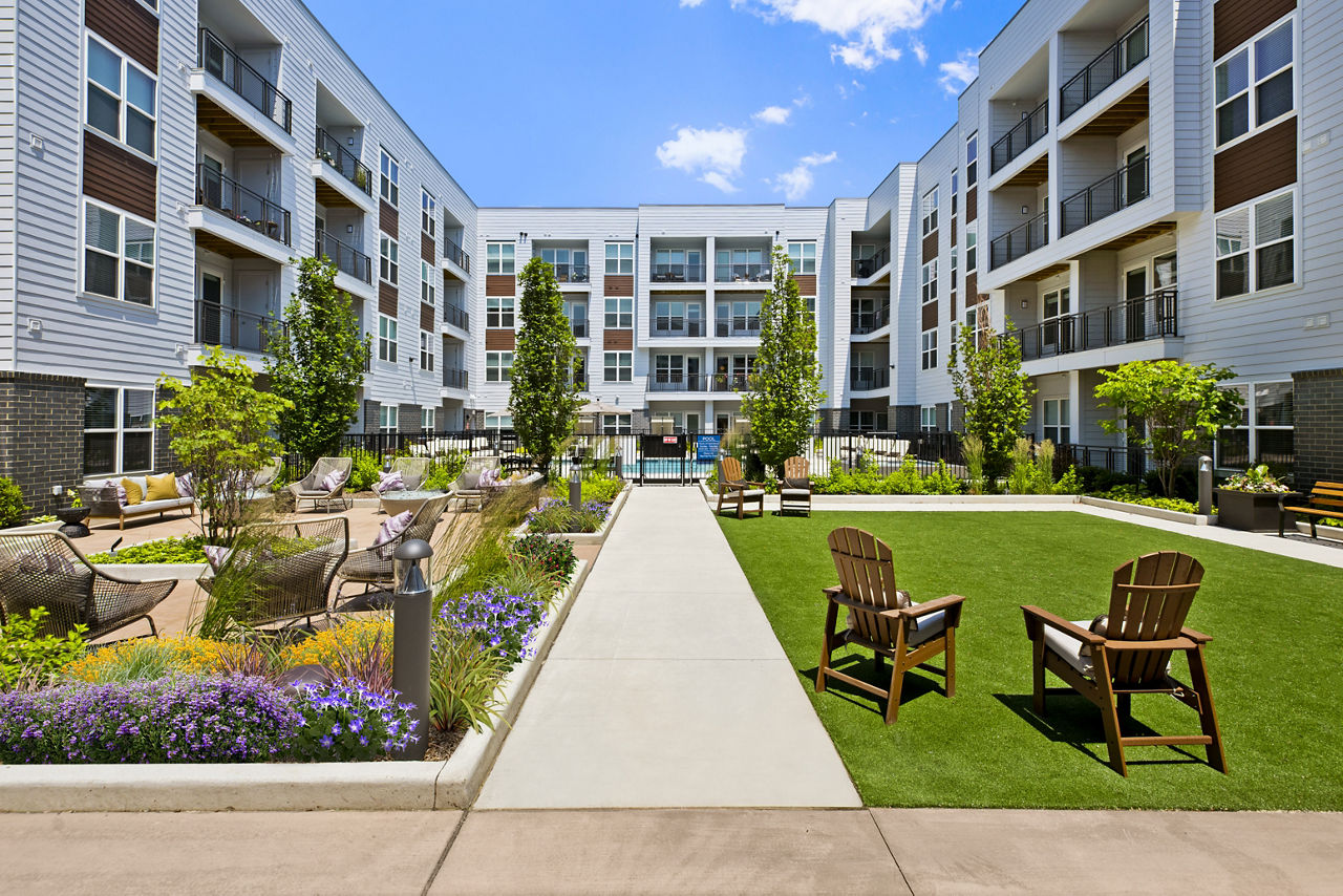 Everleigh Vernon Hills photo 2