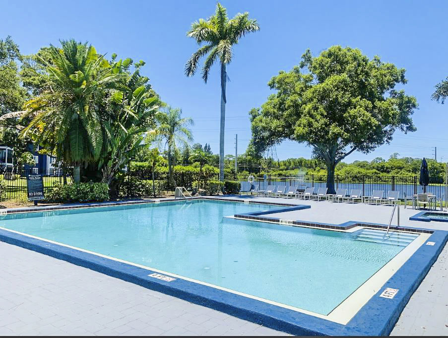 Avana Lakeview photo 4
