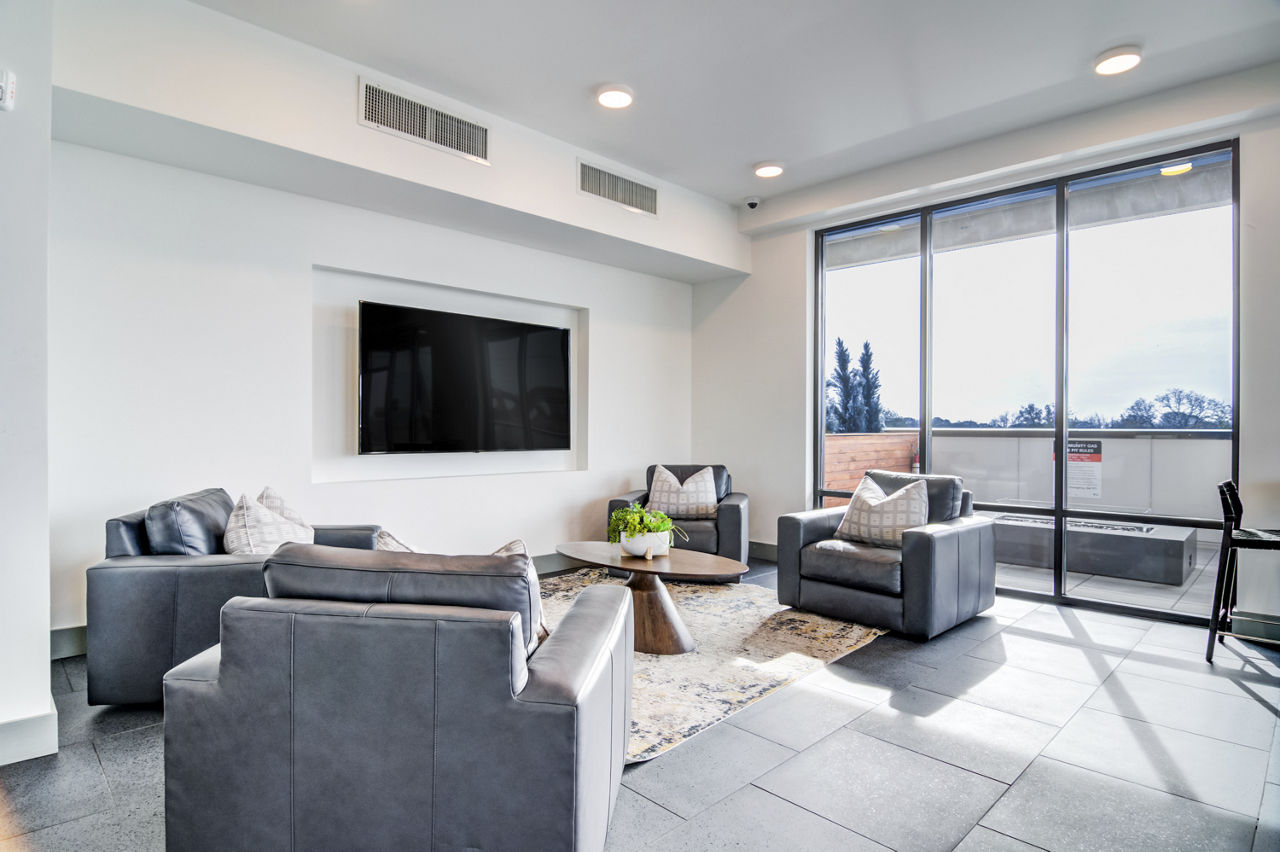 Marchon Apartments photo 4