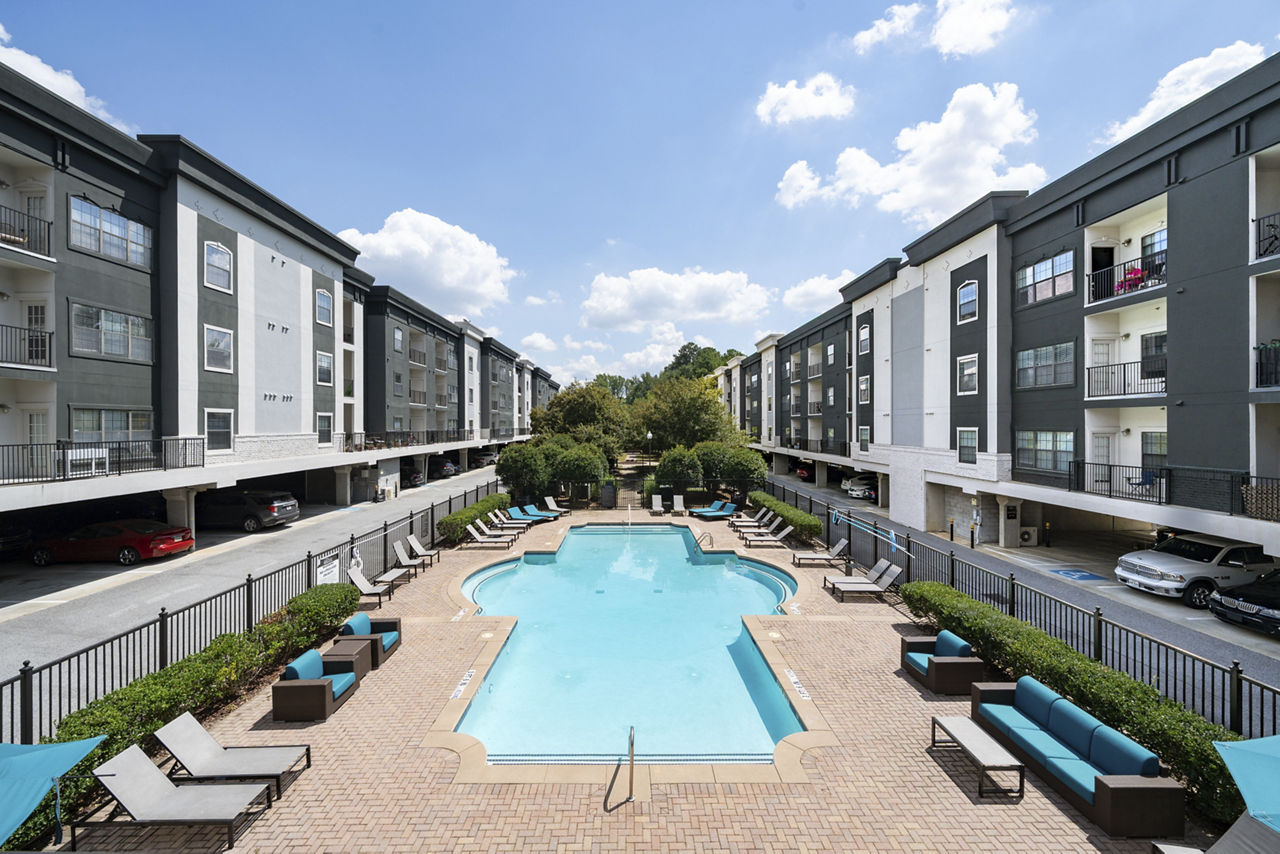 The Grove Chamblee Apartments photo 3