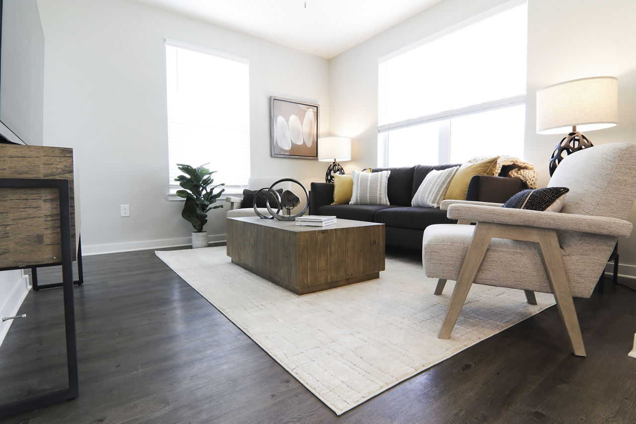 The Ravelle at Ridgeview Apartments photo 4