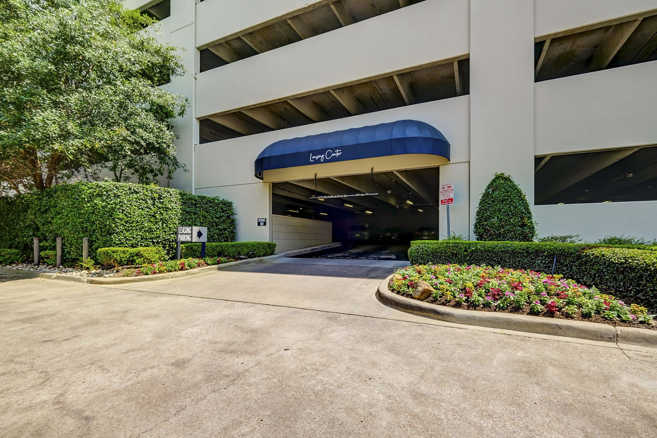 2900 West Dallas photo 5
