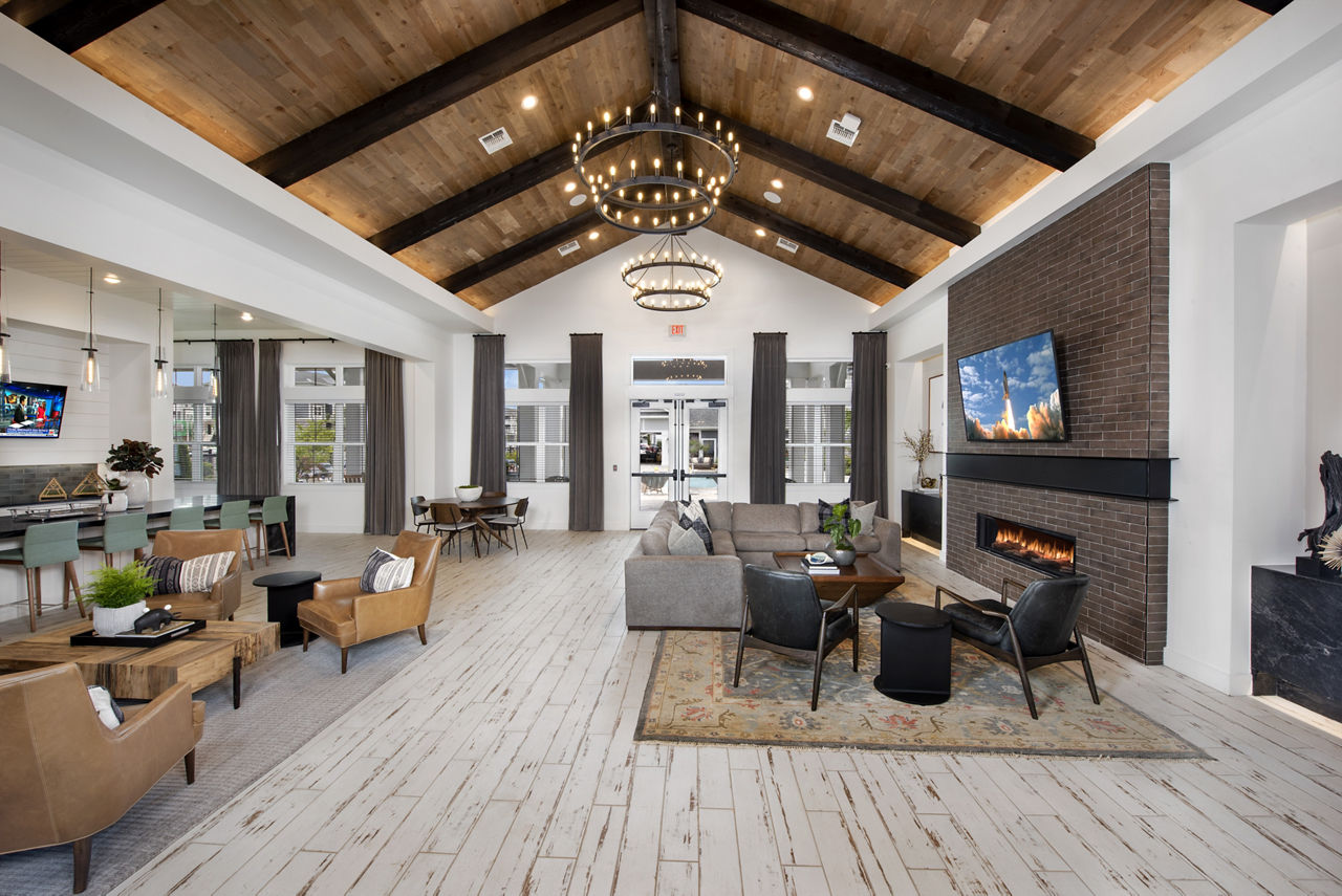 The Henry House at Clift Farm Apartments photo 4