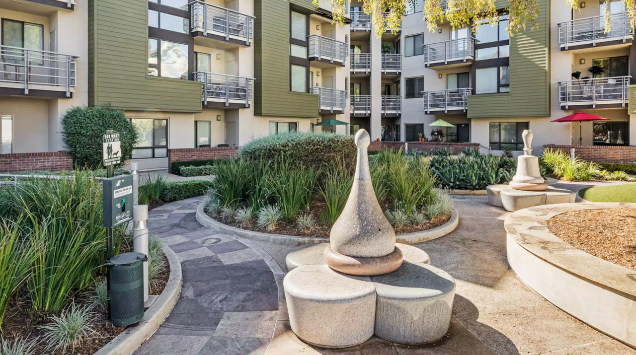 Westgate Apartments photo 4