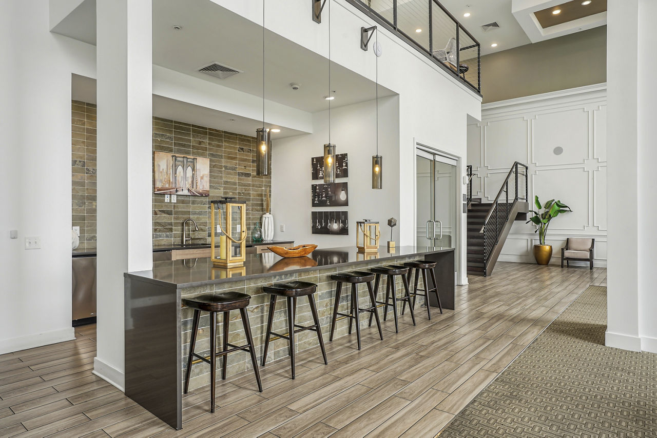 Liberty Bay Club Apartments photo 4