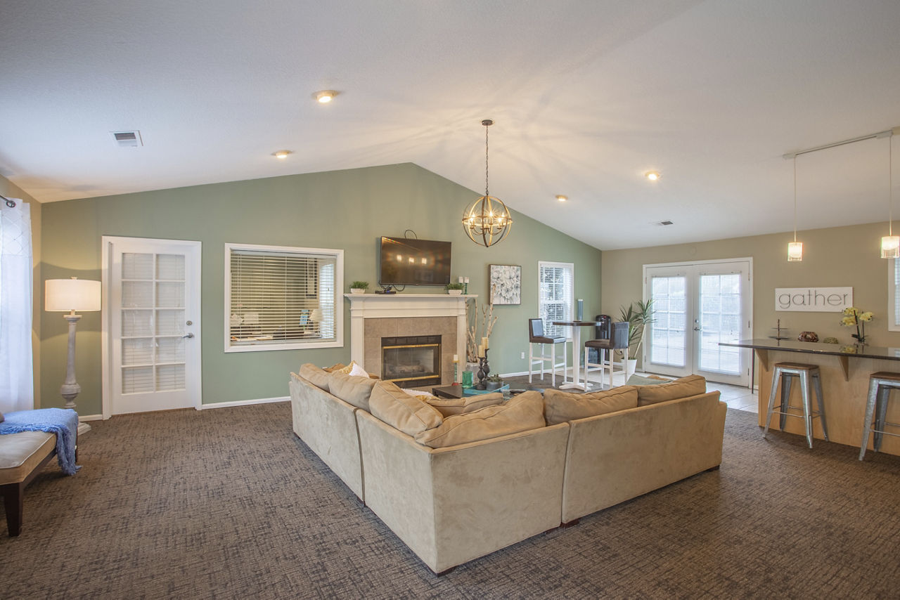 Larkspur Place photo 4