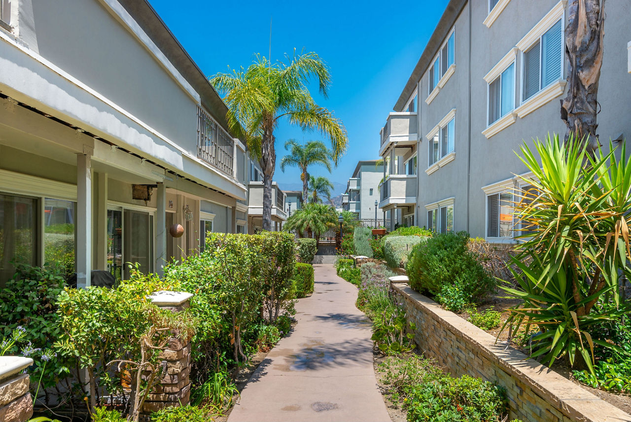 Towne at Glendale photo 3