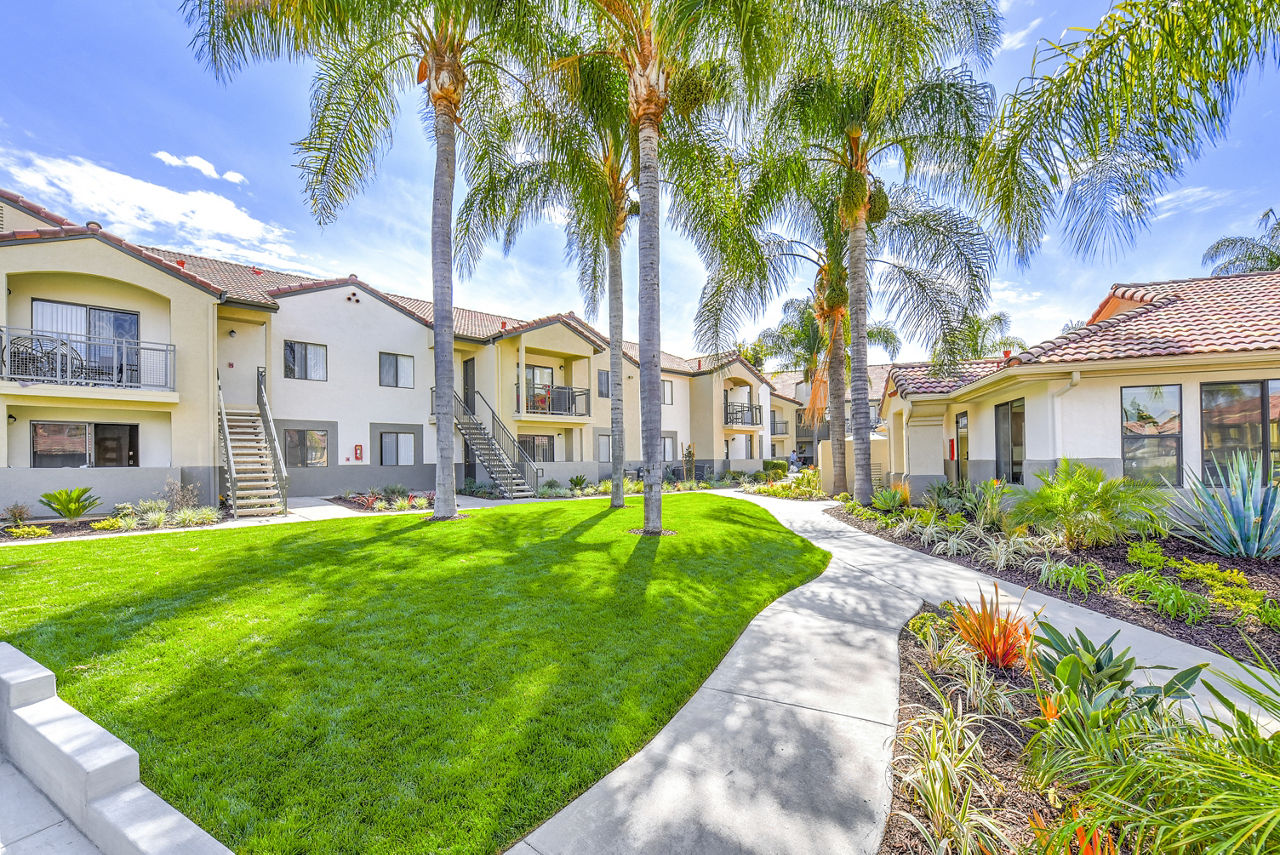 Altair Apartment Homes photo 2