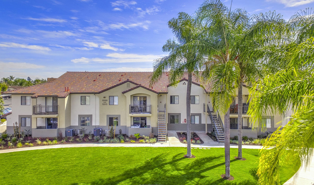 Altair Apartment Homes photo 4