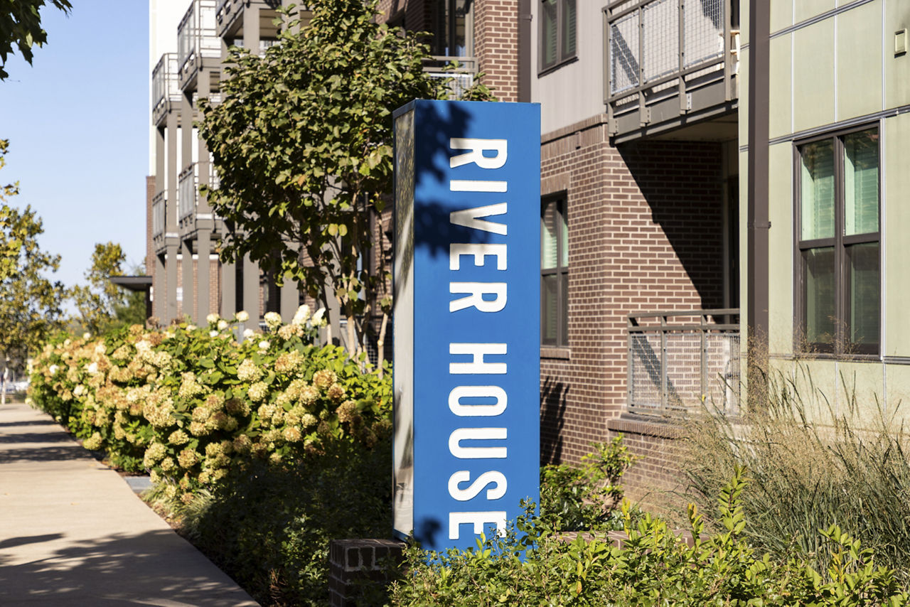 River House Apartments photo 2