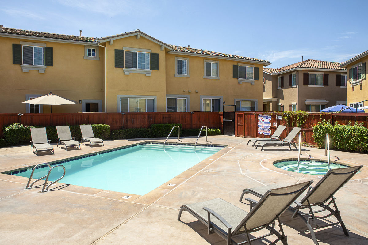 Jackson Pointe 111 photo 2