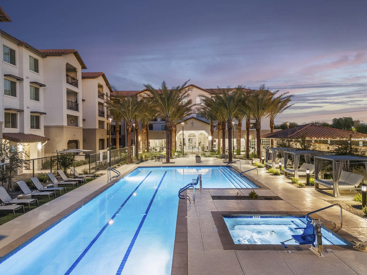 Overture North Scottsdale 55+ Active Adult Apartment Homes photo 4