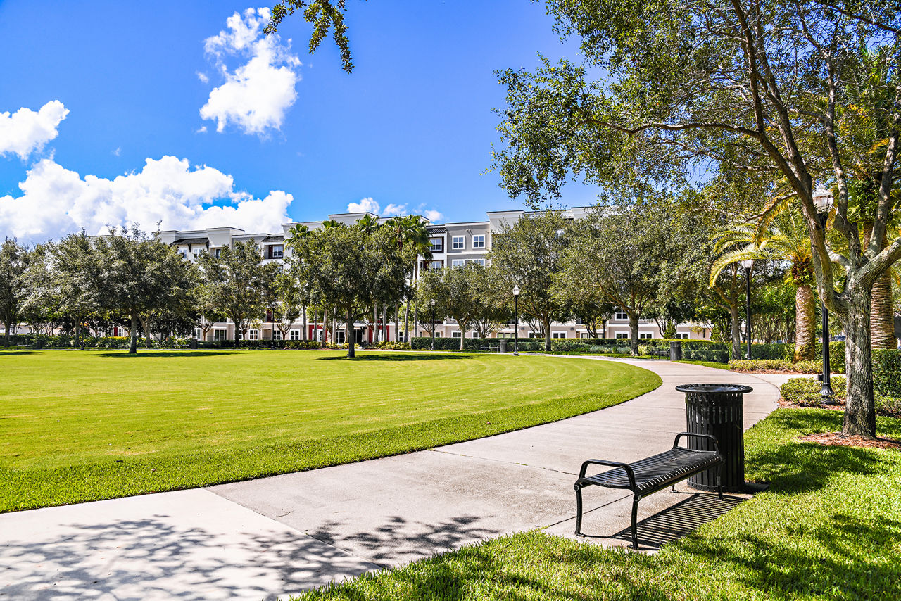 Parkside at Avalon Park photo 4