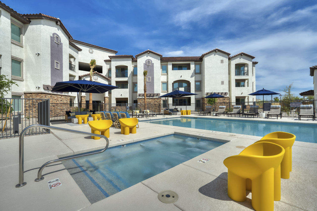 The Riley Apartments photo 3