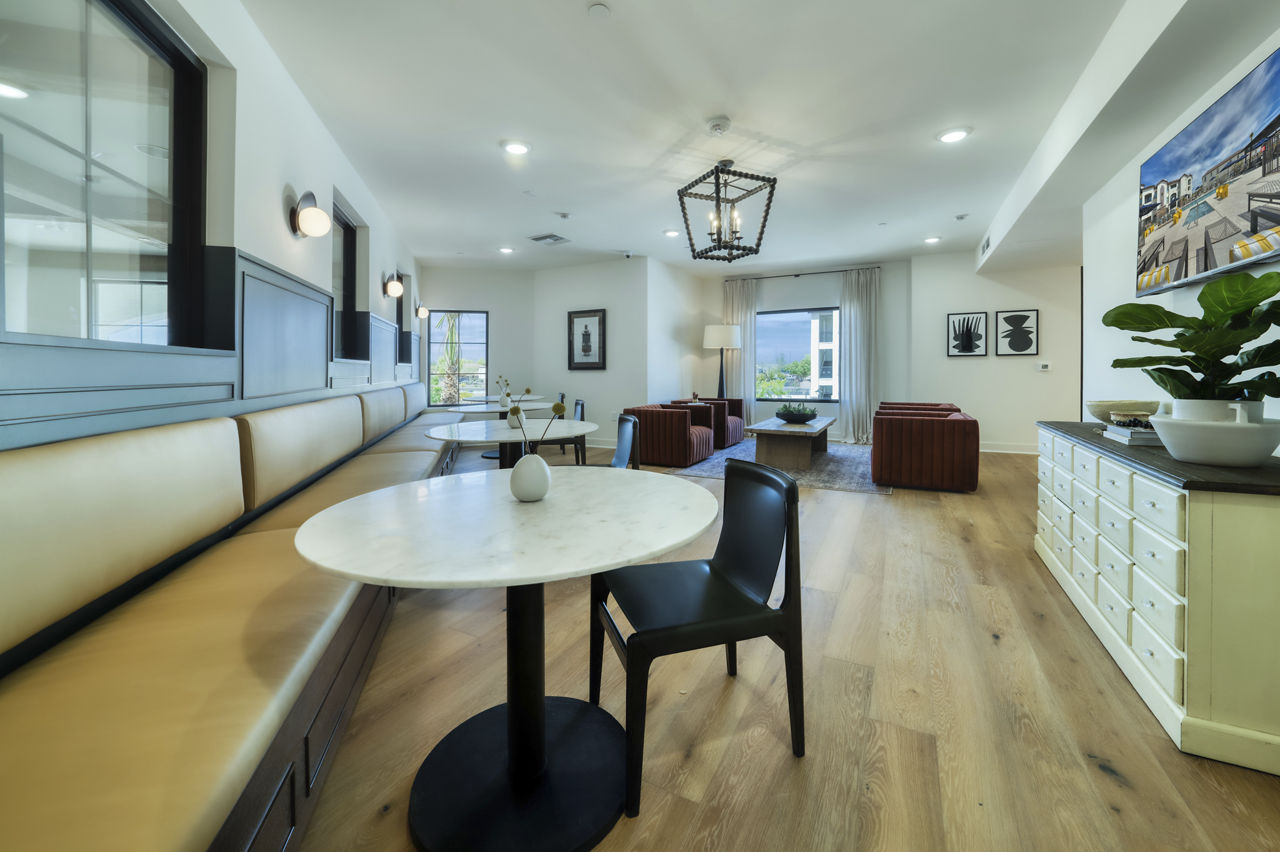 The Riley Apartments photo 5