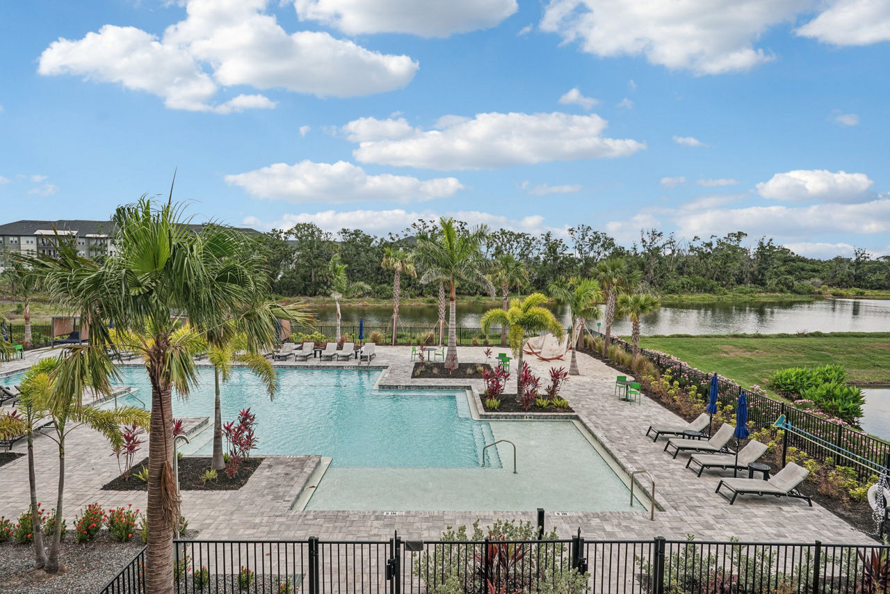 The Crossings at Palm Aire photo 2