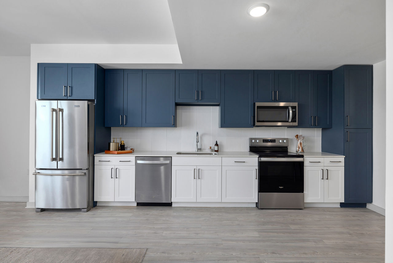 Atlantic on Romney Apartments photo 4