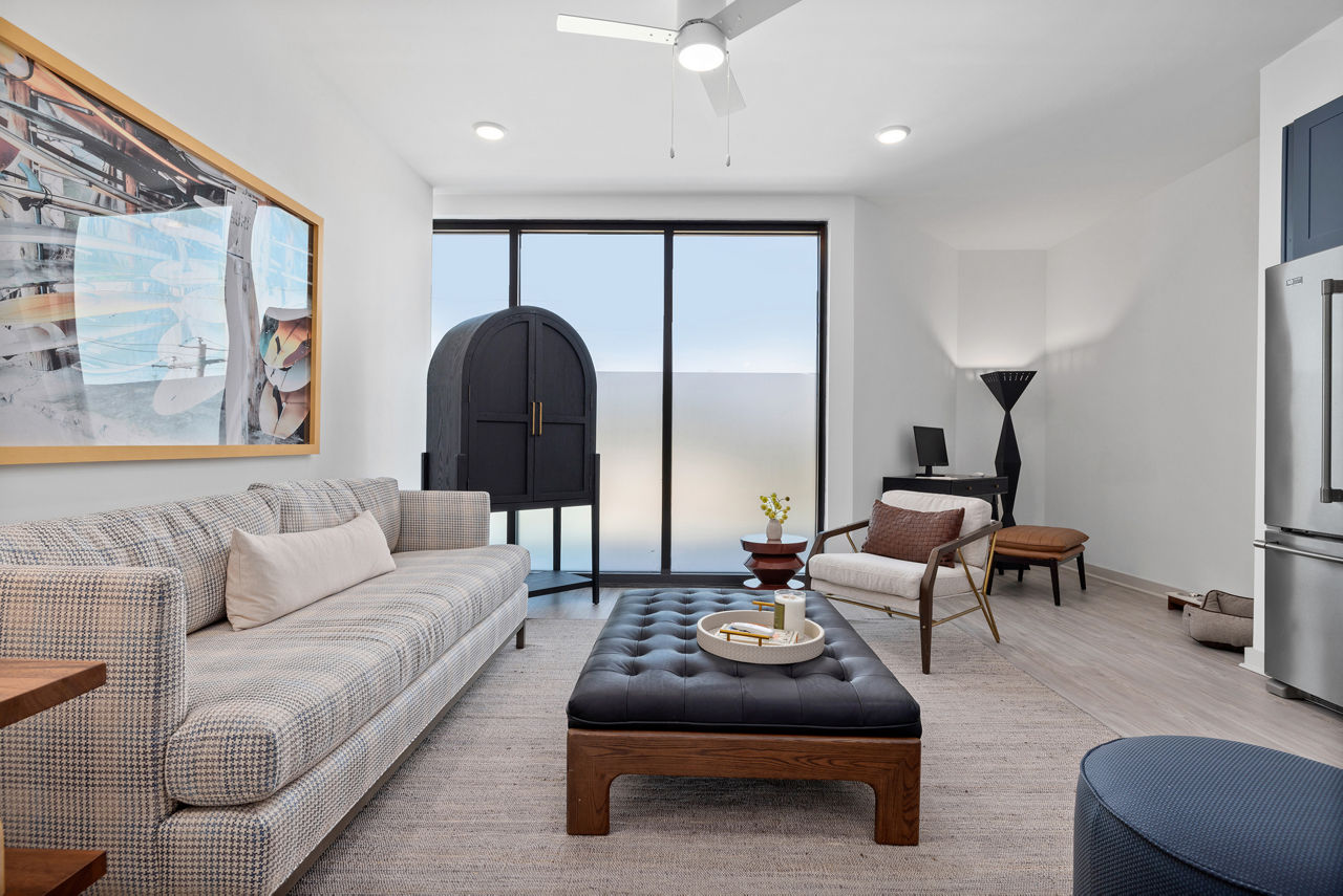 Atlantic on Romney Apartments photo 5