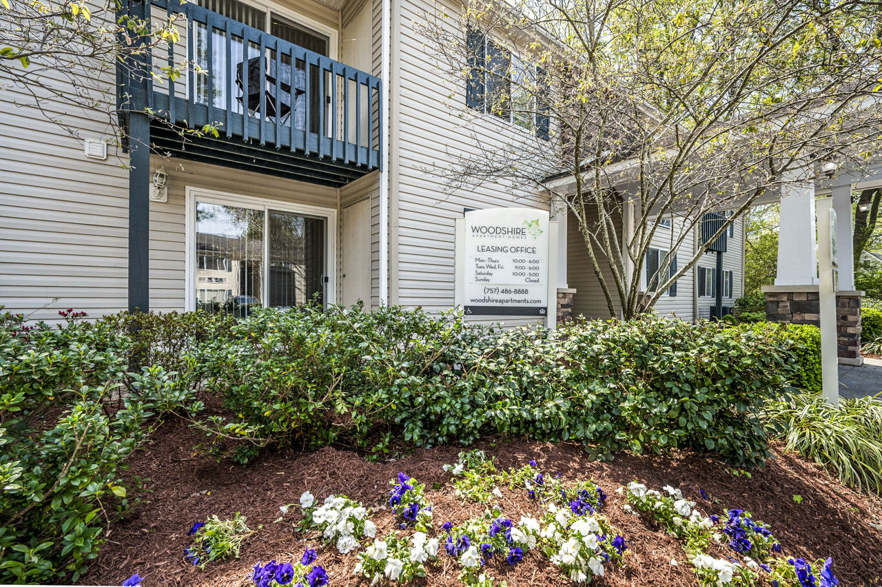 Woodshire Apartments photo 3