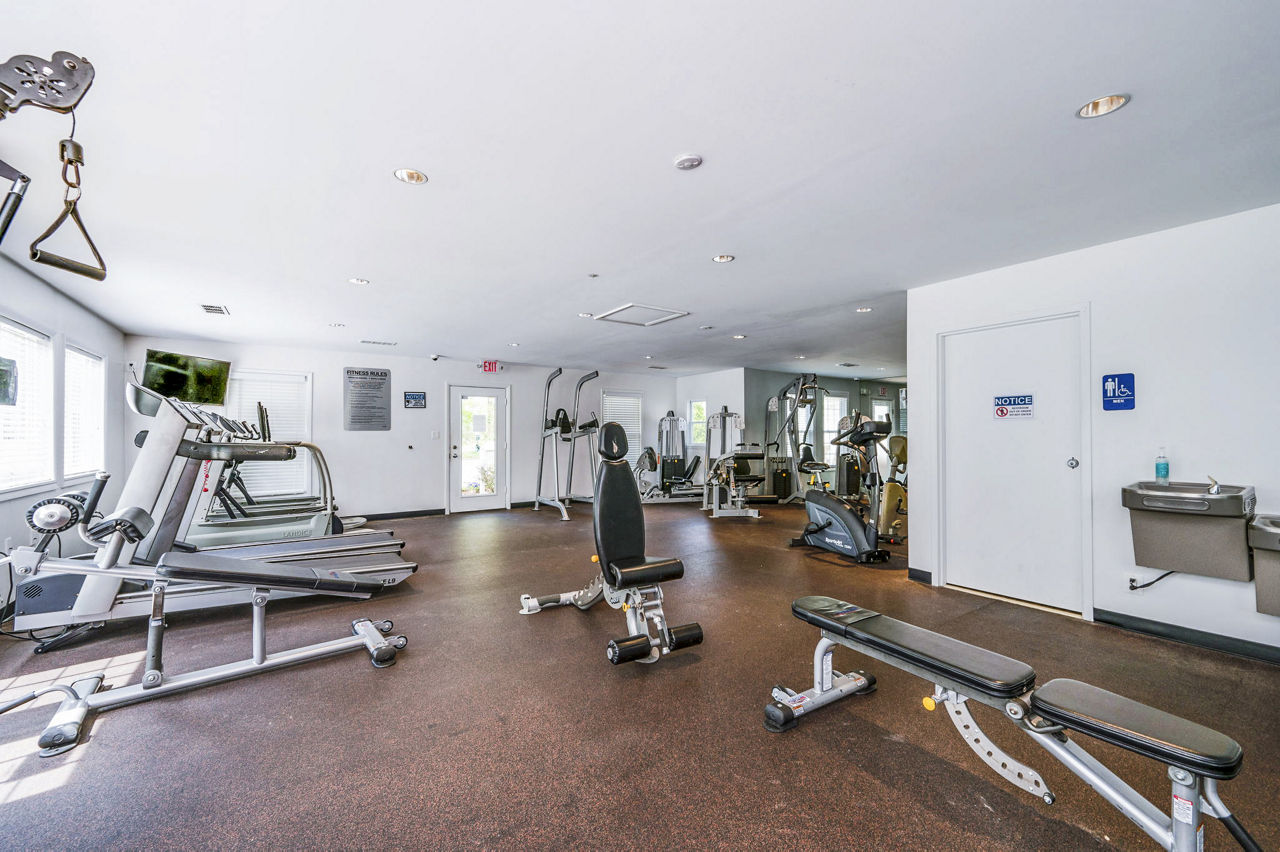 Woodshire Apartments photo 5