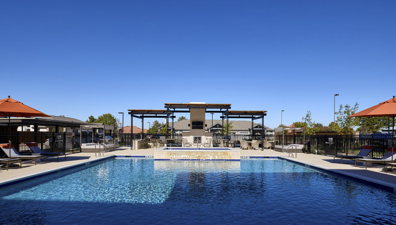 Avenida Carrollton photo 5