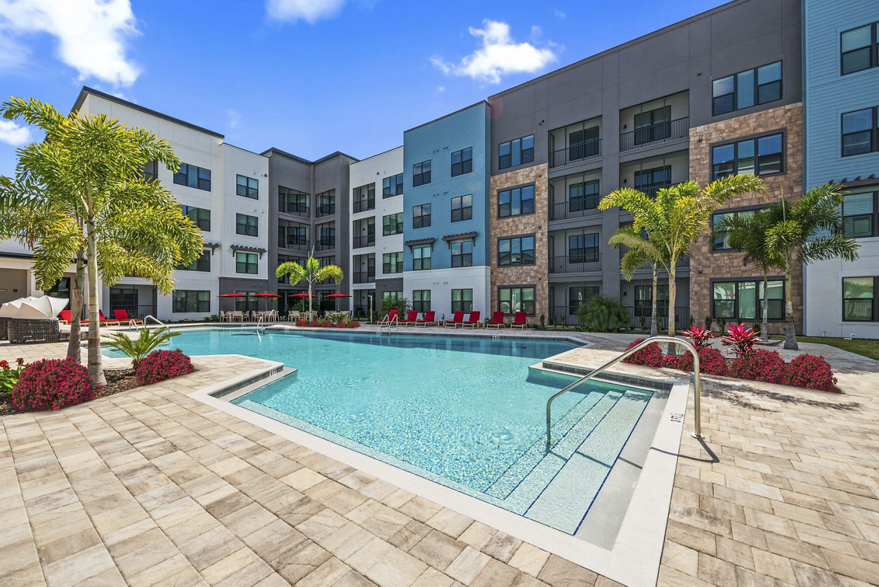 The Pointe at Lakewood Ranch photo 2