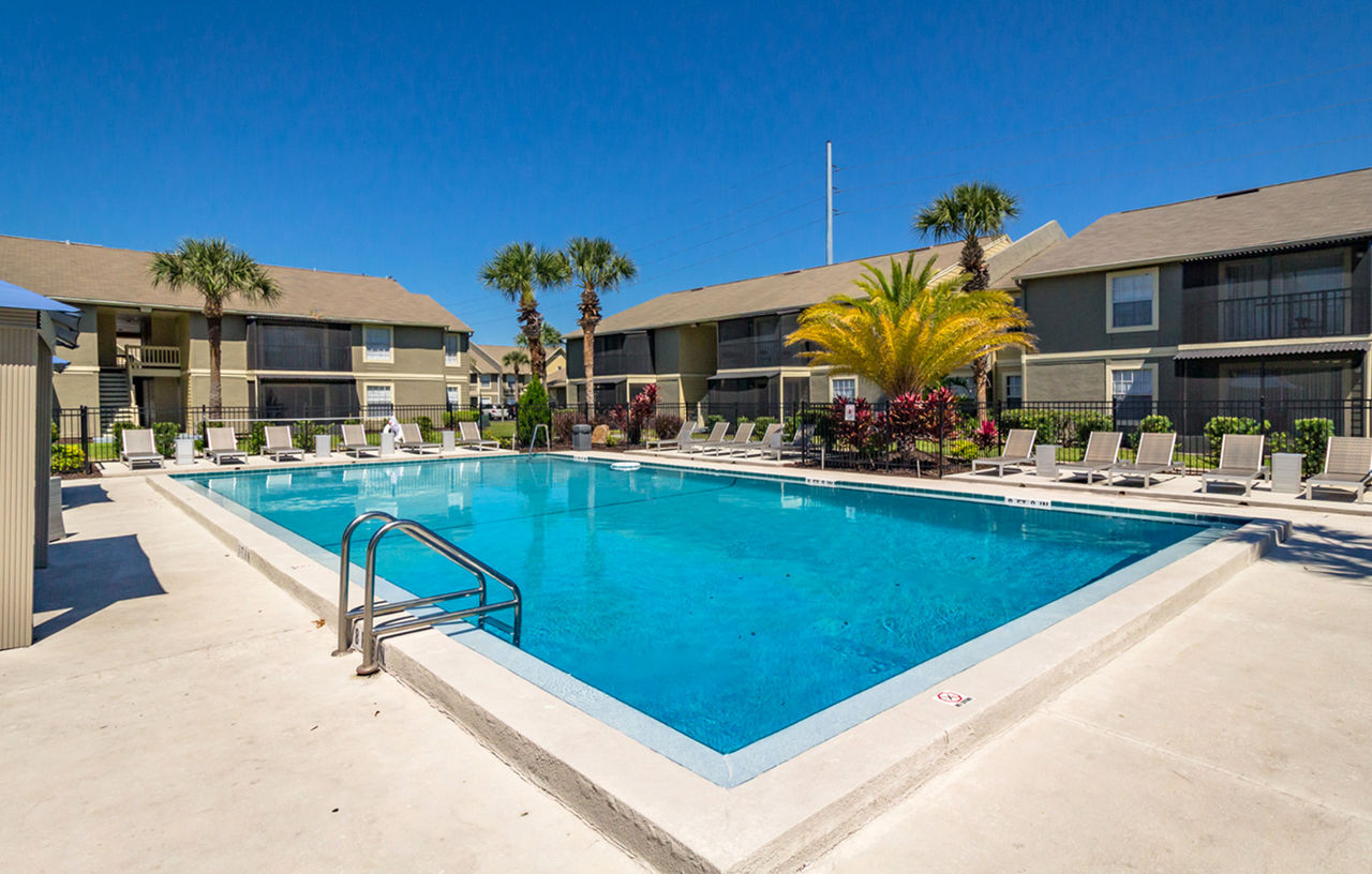 Castilian Apartments photo 3