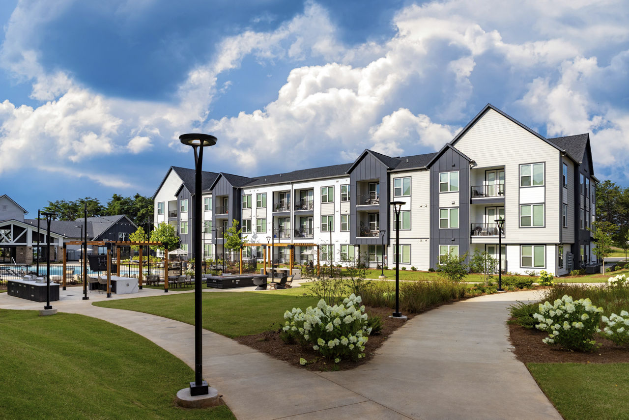 Elan Brookwood Apartments photo 2