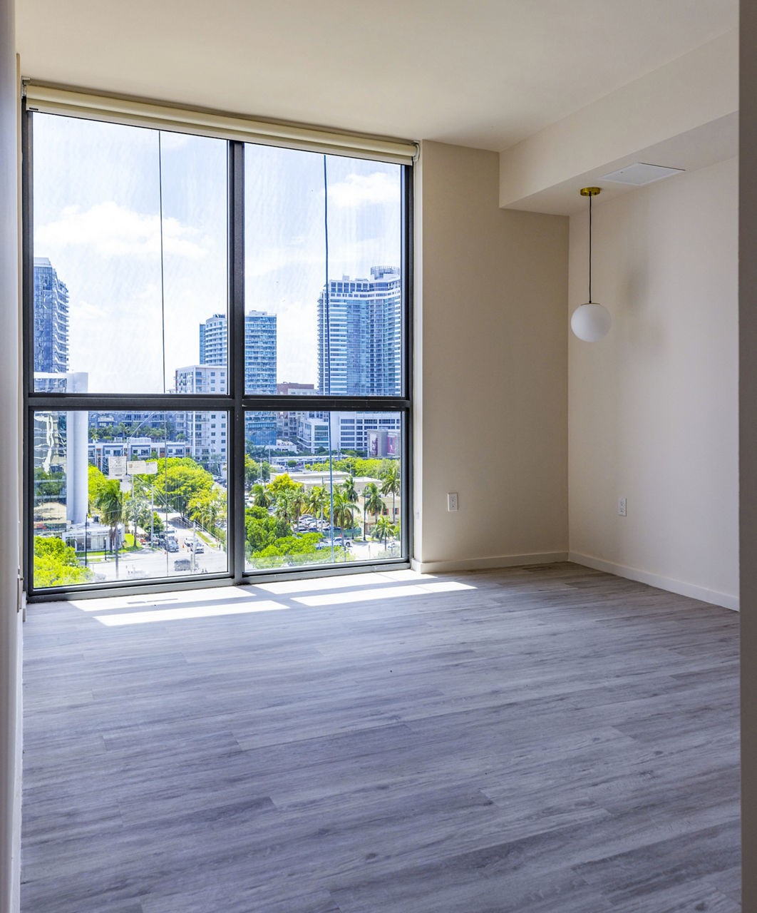 Metro Edgewater photo 4