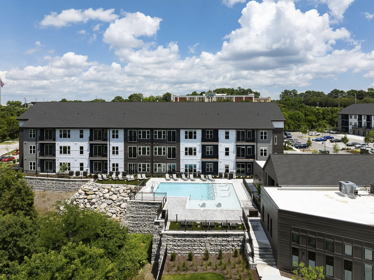 The Crossings Apartments photo 3