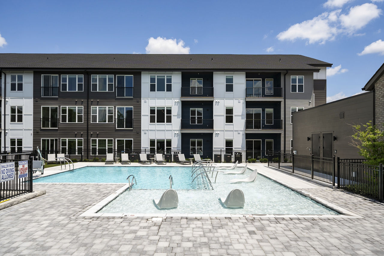 The Crossings Apartments photo 4