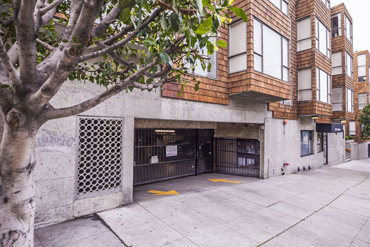 1BR/1BA Apartment on Stockton Street · San Francisco photo 3