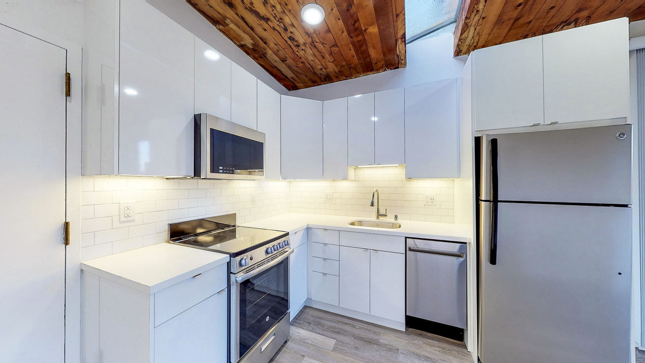1BR/1BA Apartment on Stockton Street · San Francisco photo 4