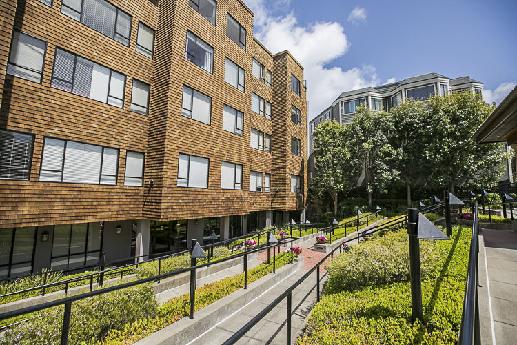 Marina Cove Apartments photo 2