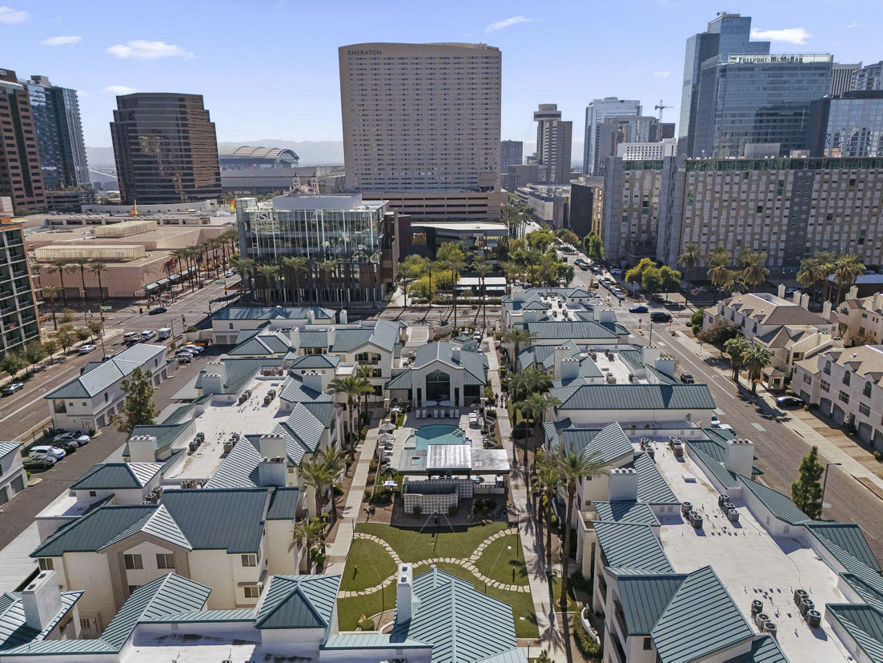 The Met at 3rd and Fillmore photo 2