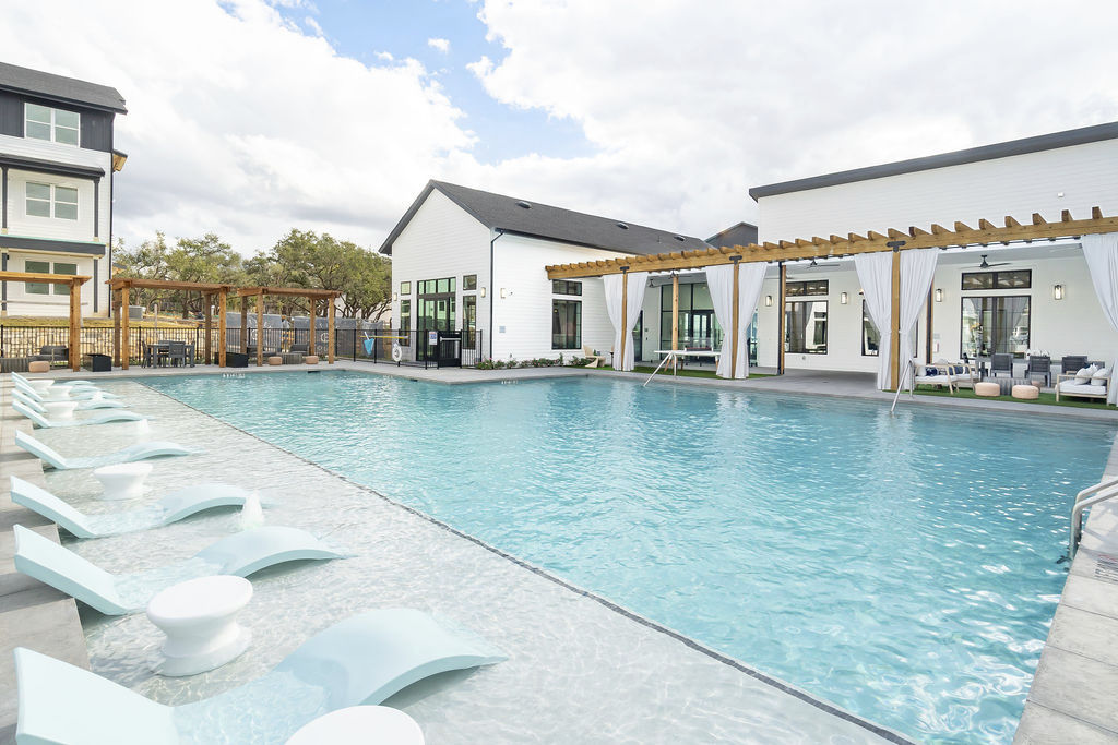Citizen House Wolf Ranch photo 4