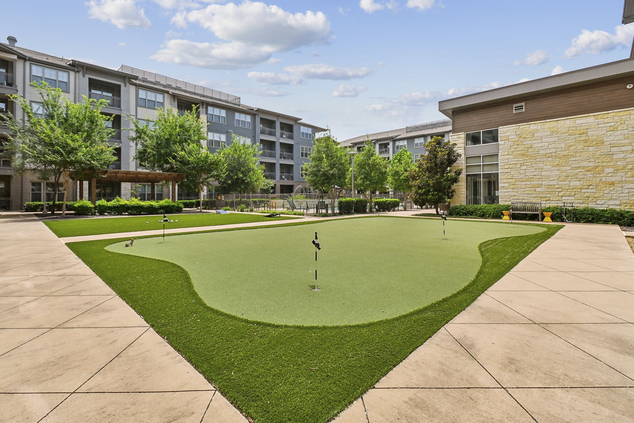 The Orchards at Market Plaza 55+ Active Adult Apartments photo 5