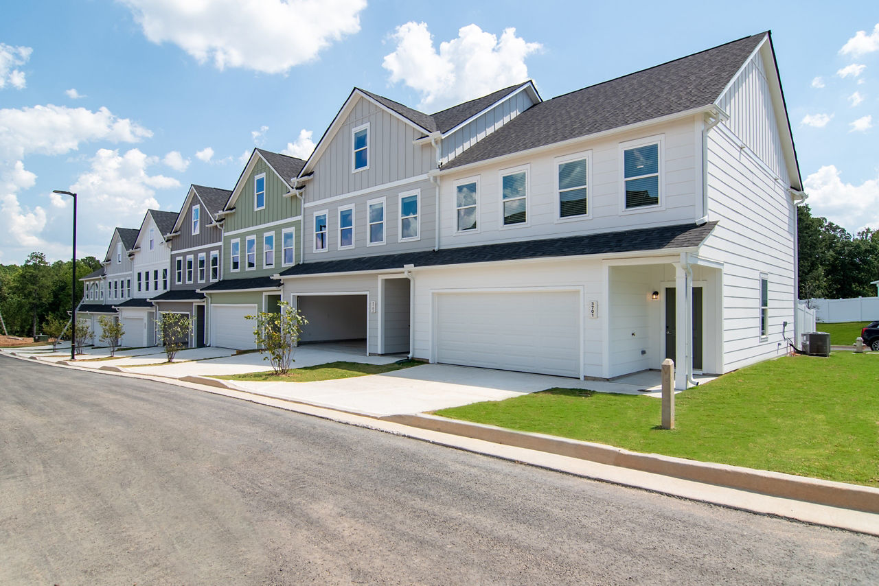 Summerwell Parkway Village photo 4