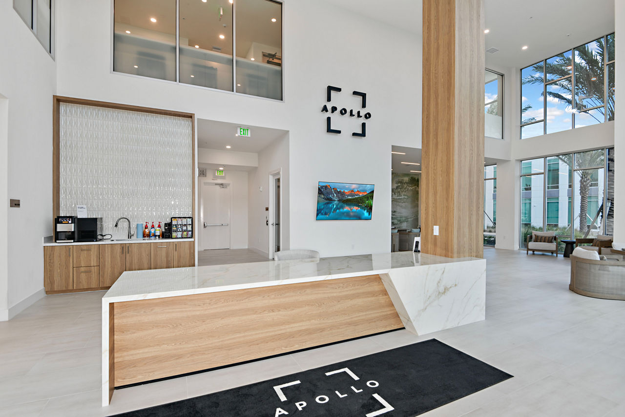 Apollo Apartments photo 2