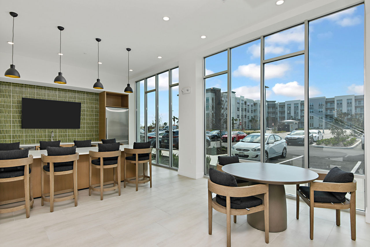 Apollo Apartments photo 5