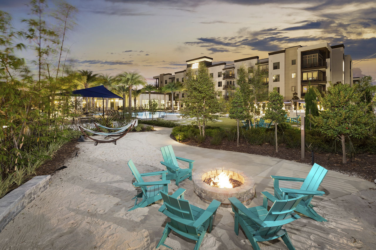 SUR Southside Quarter Apartments photo 5