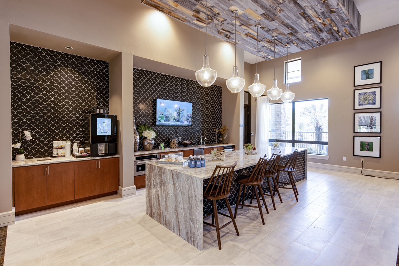 The Pointe At Valley Ranch Town Center photo 5
