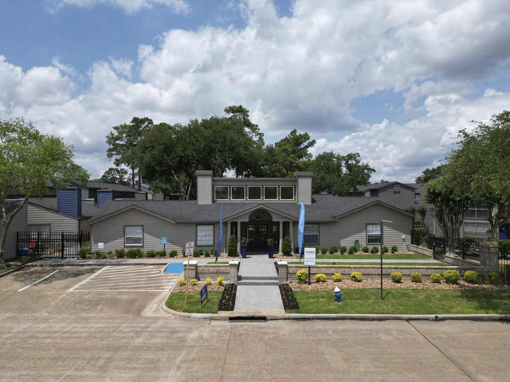 Regency Park photo 4