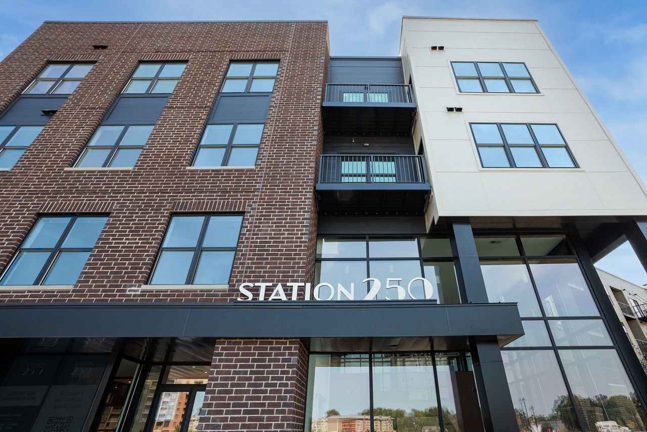 Station 250 photo 2